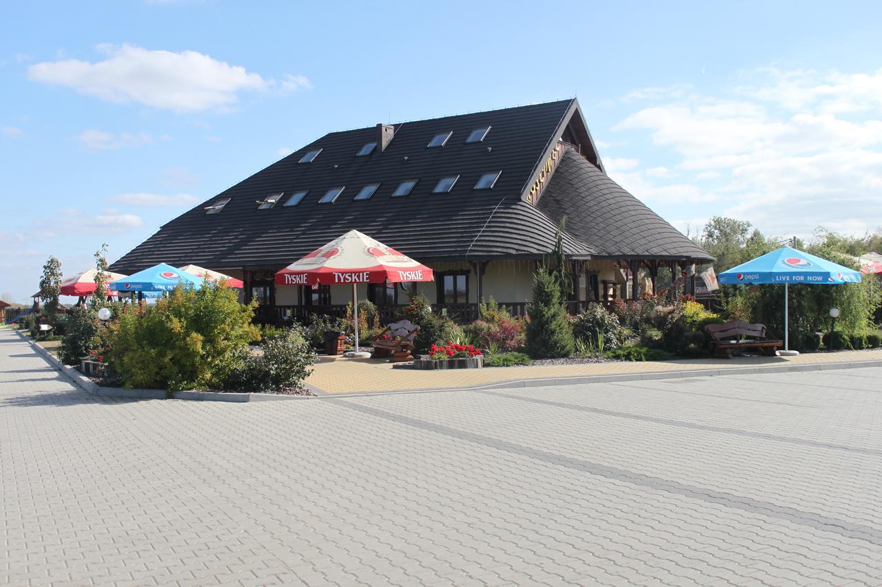 Hotel Gosciniec Legenda à Wyszogrod Extérieur photo