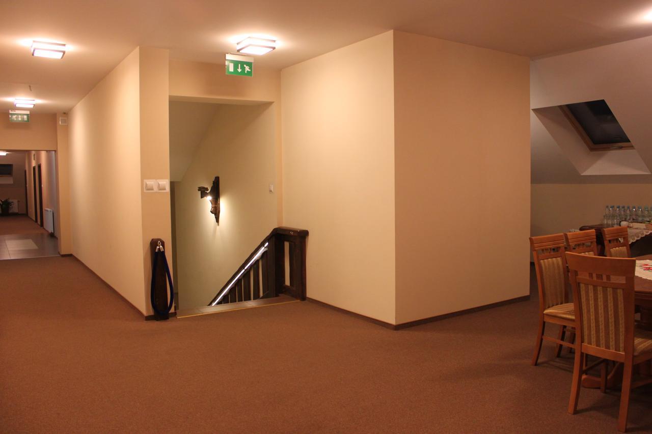 Hotel Gosciniec Legenda à Wyszogrod Extérieur photo